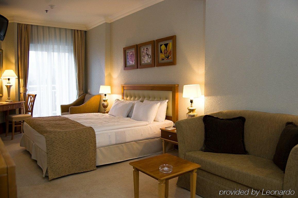 Rixos-Prykarpattya Resort Τρούσκαβετς Δωμάτιο φωτογραφία